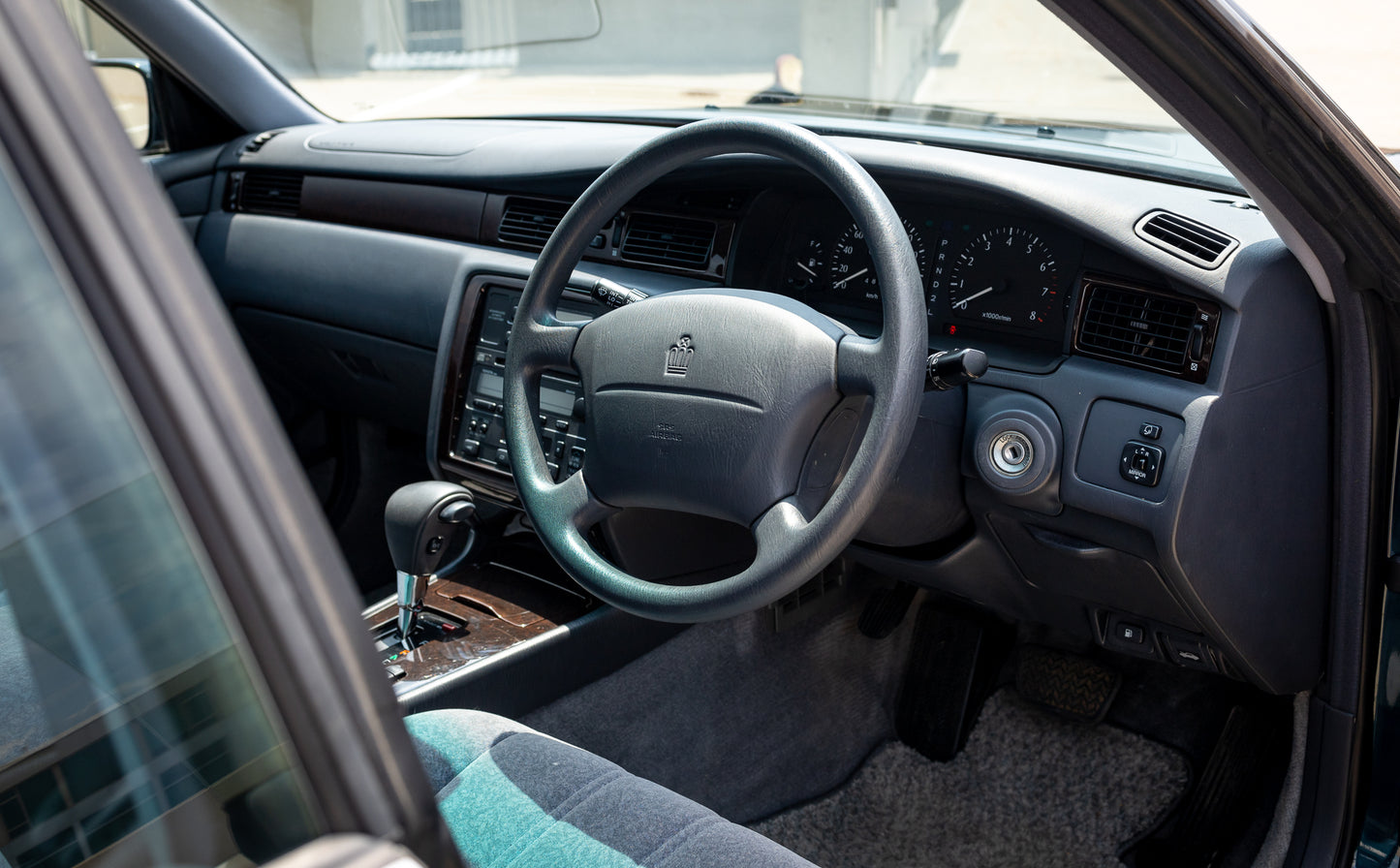 1996 Toyota Crown Royal Saloon