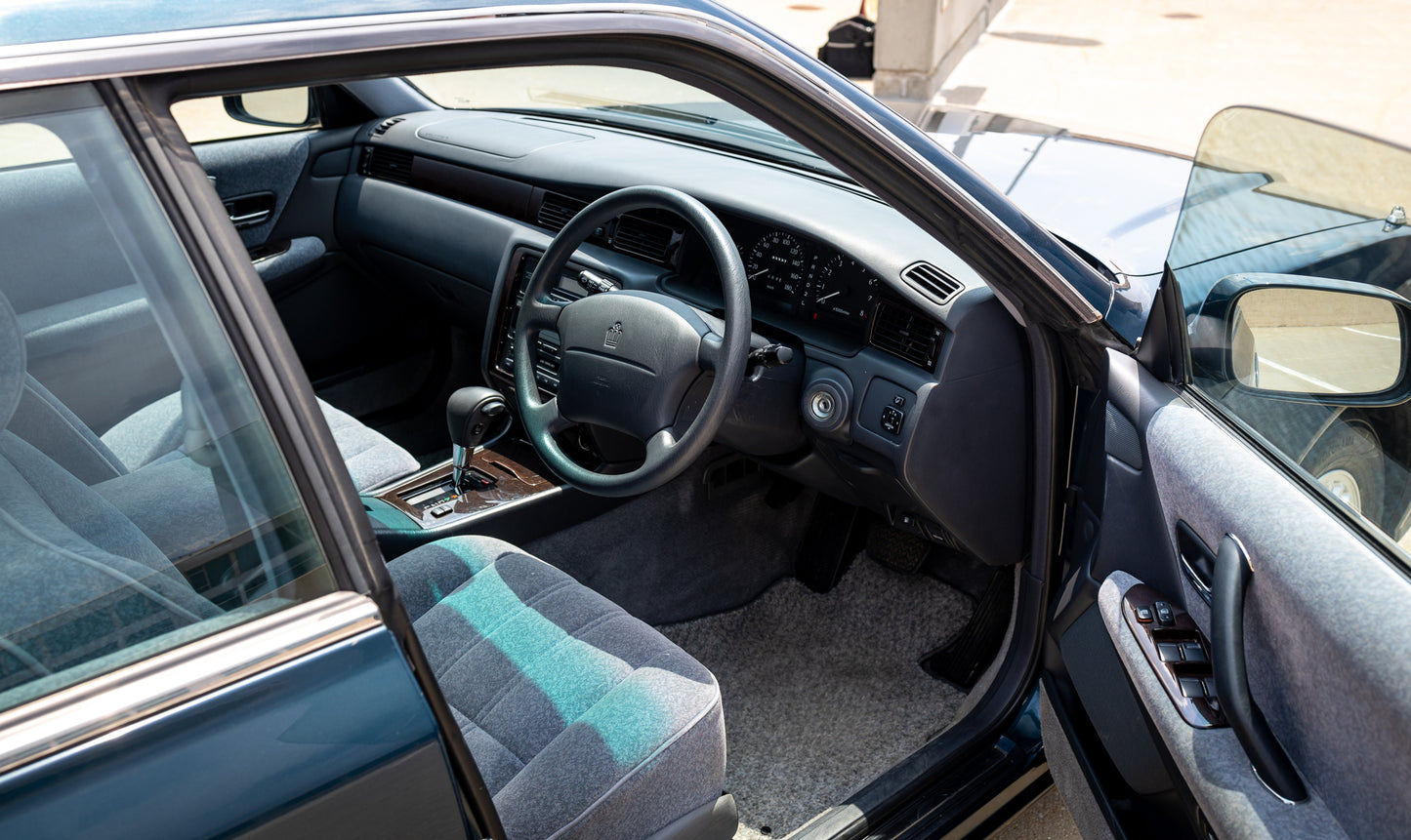 1996 Toyota Crown Royal Saloon