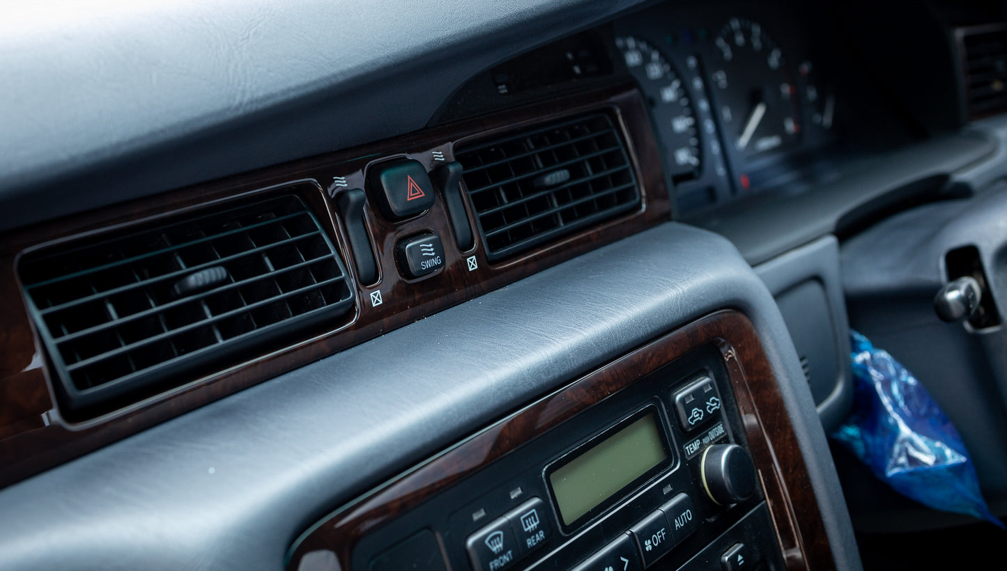 1996 Toyota Crown Royal Saloon