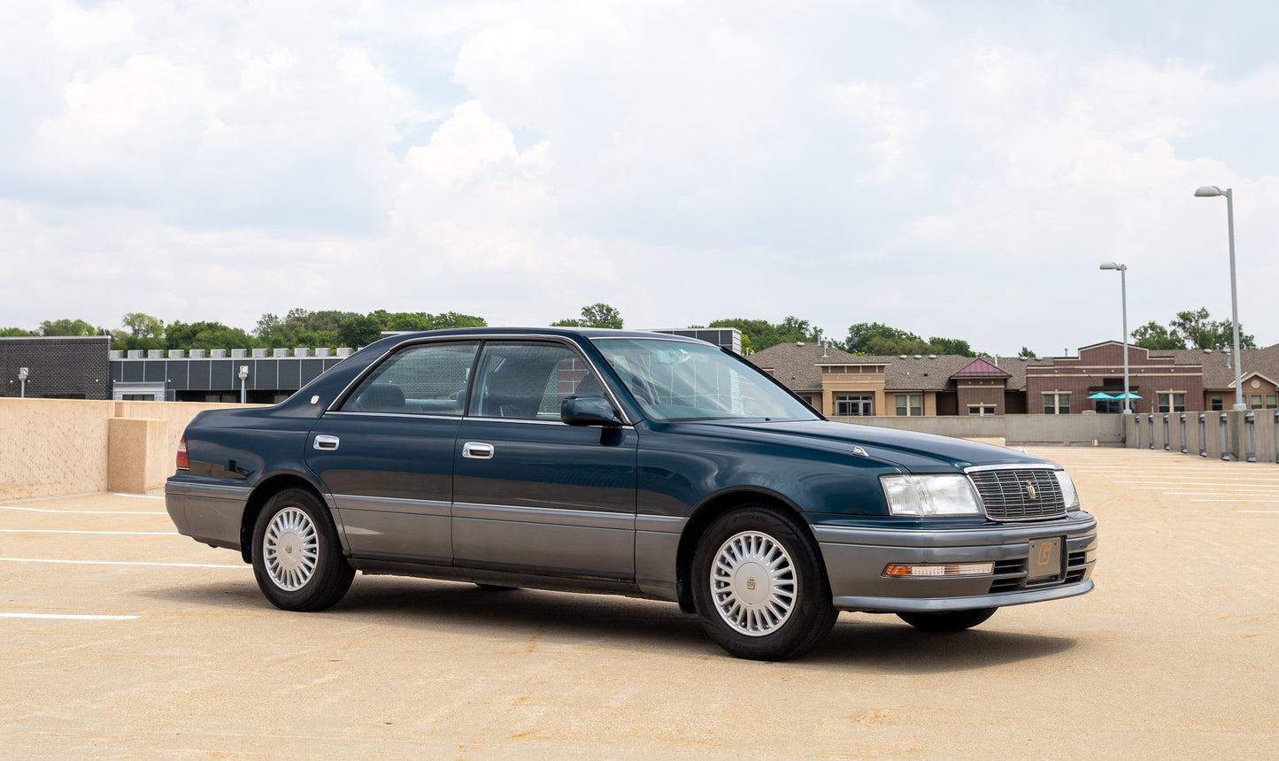 1996 Toyota Crown Royal Saloon