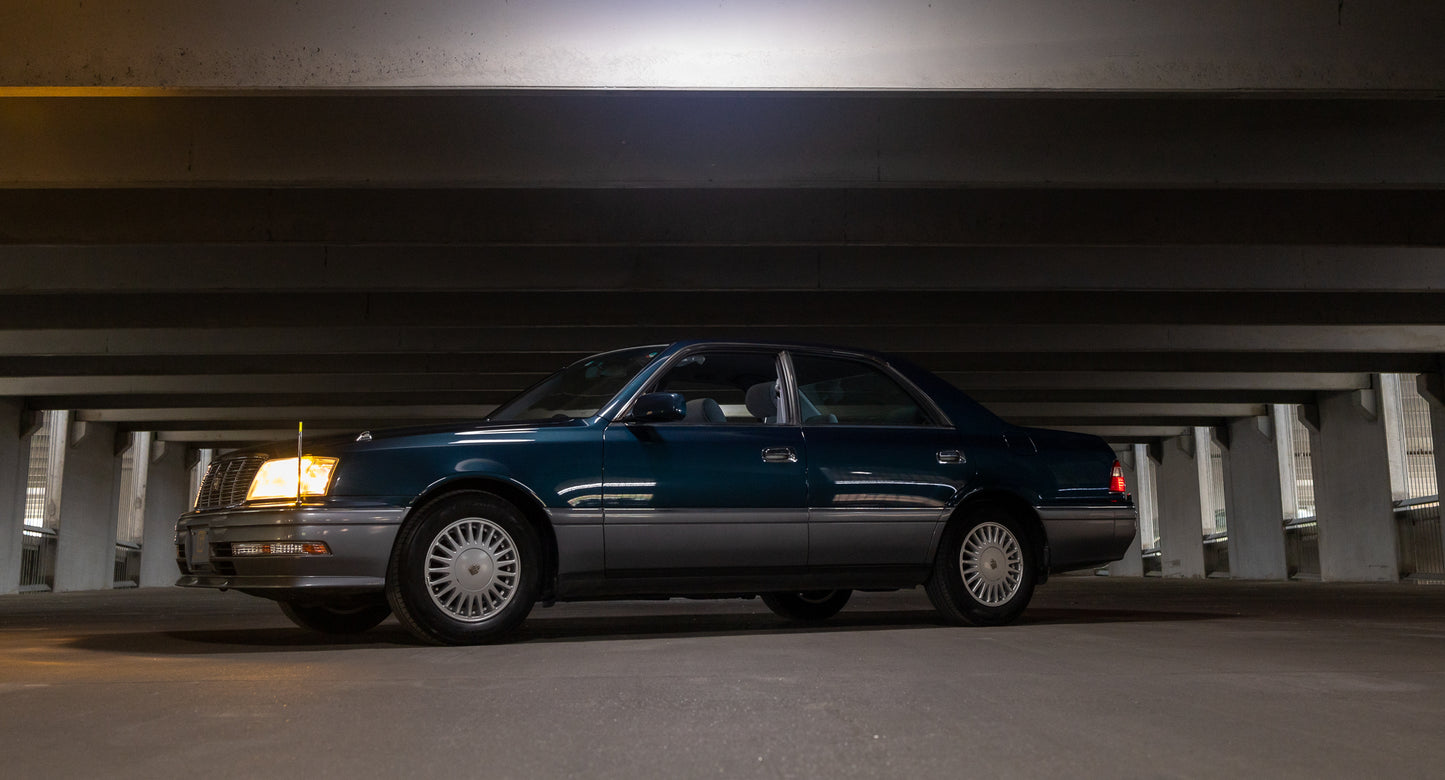 1996 Toyota Crown Royal Saloon